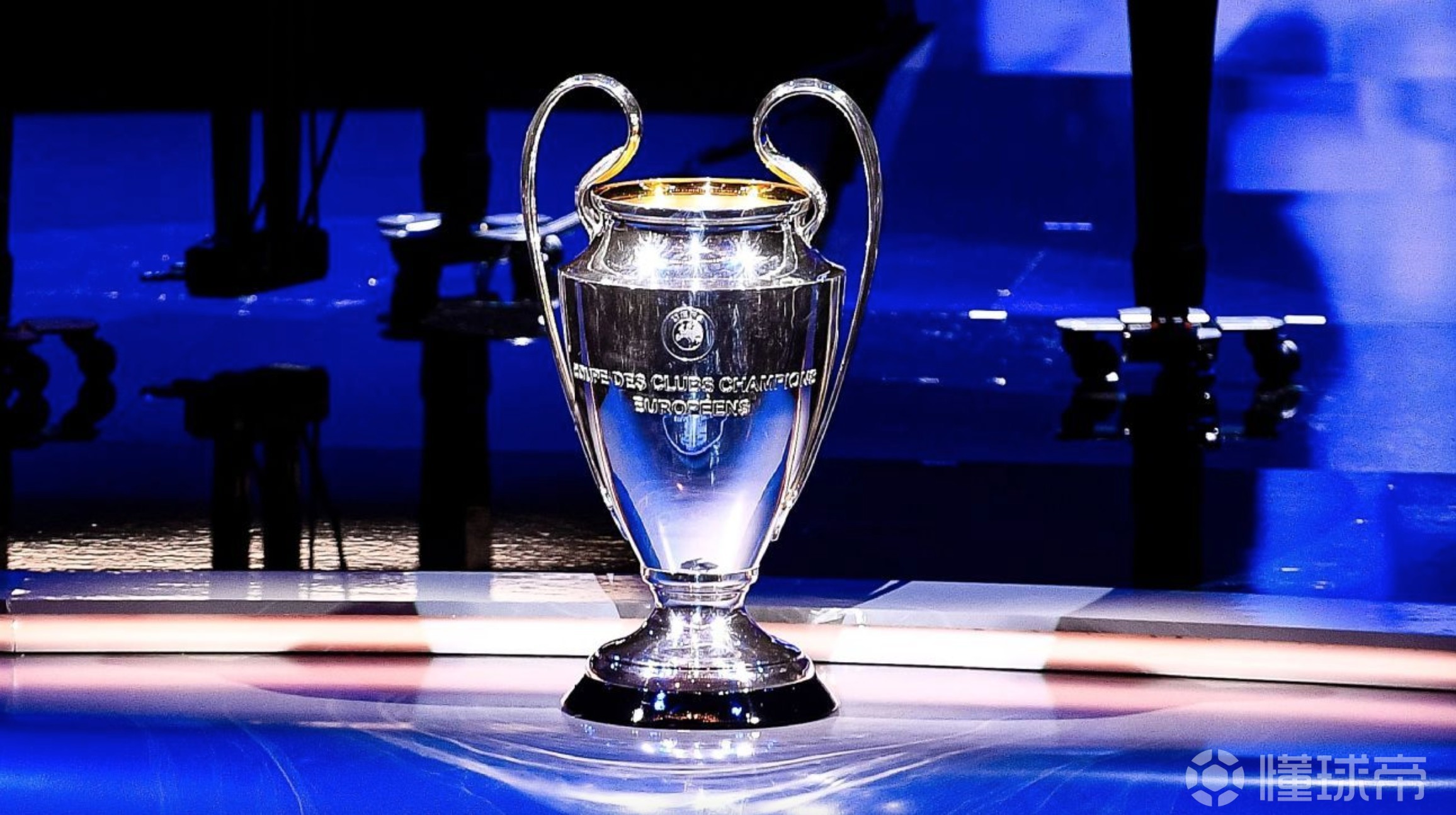 爱游戏-2024国王杯马德里竞技vs皇家马德里回放