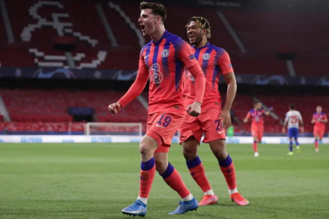 爱游戏APP-克里夫兰骑士外线爆发备战英超清晨马赛单刀错失,波尔图集结日造点机会看傻球迷